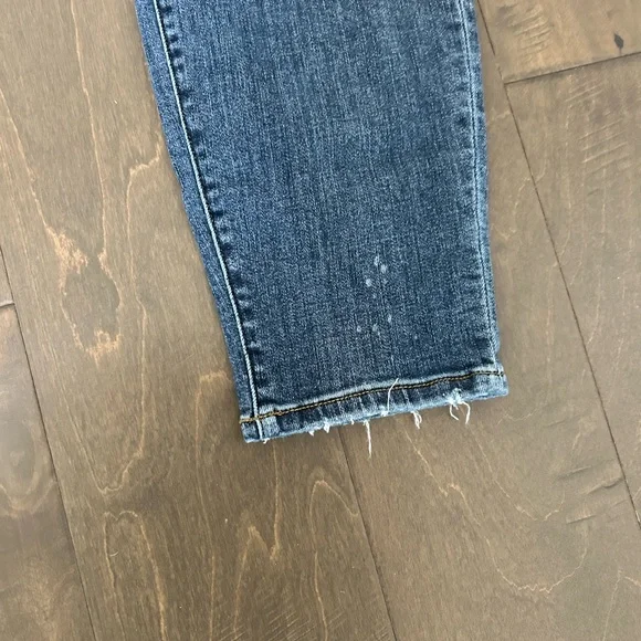 Judy Blue Women's Plus Size 14W Distressed Blue Jeans Boyfriend Fit - Picture 3 of 7